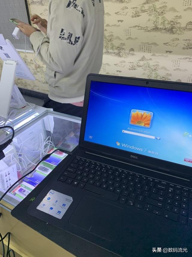 ά�޵���è��࣬��ɱ�ά�ޣ�ά�޵�������һҹ600�͵�����