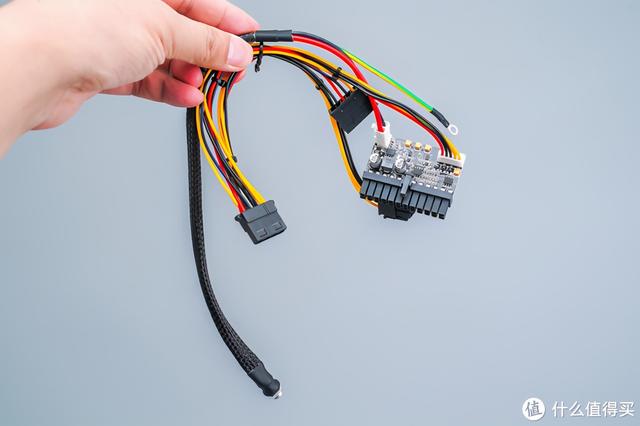 �ְ��ֽ�����װһ̨Ư����ITX������I3-9100T�������